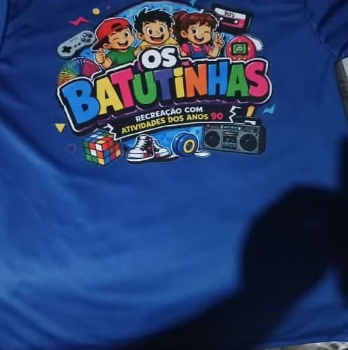 Uniforme oficial Os Batutinhas — recreação com atividades dos anos 90